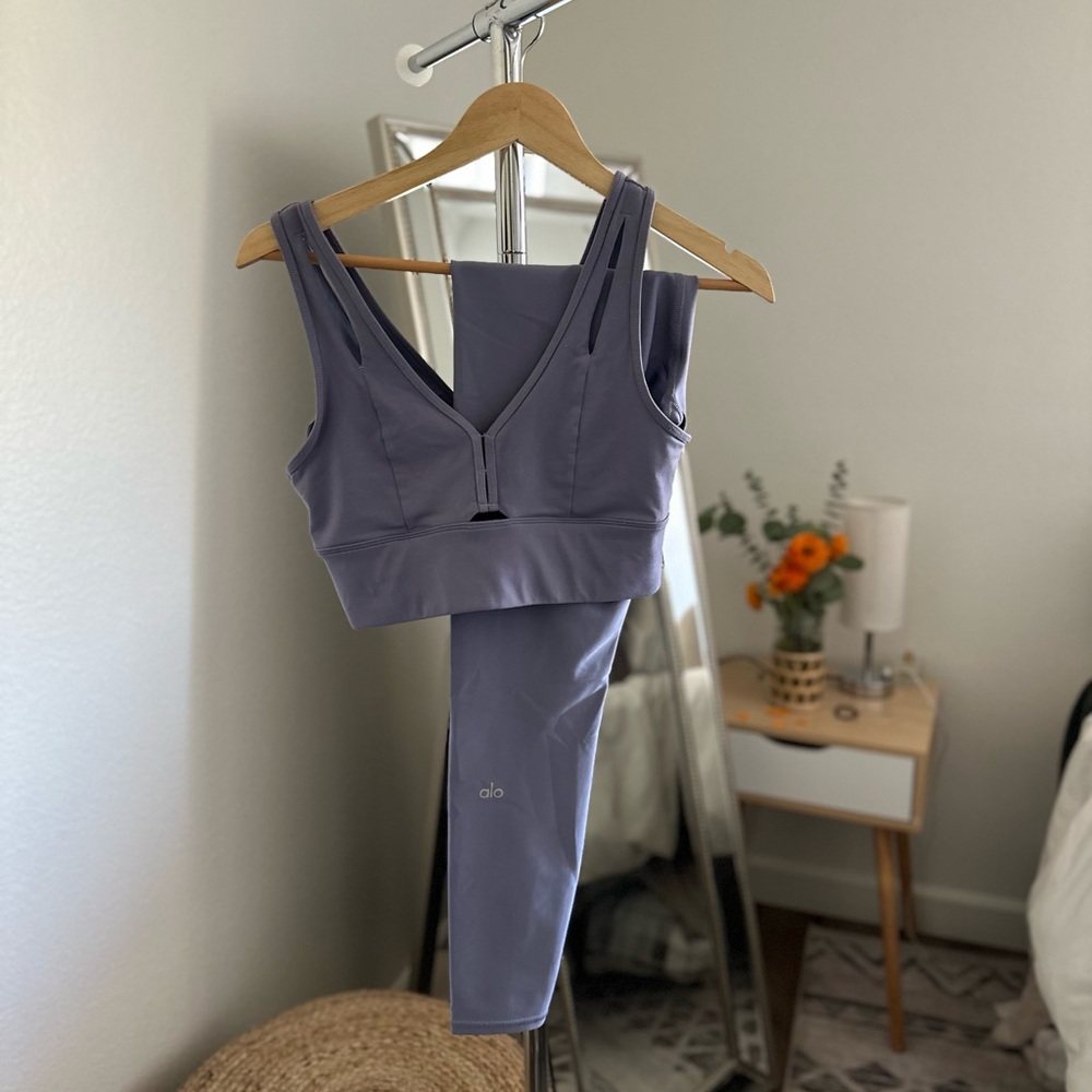 ALO Yoga Airlift Periwinkle SET Leggings & Bra